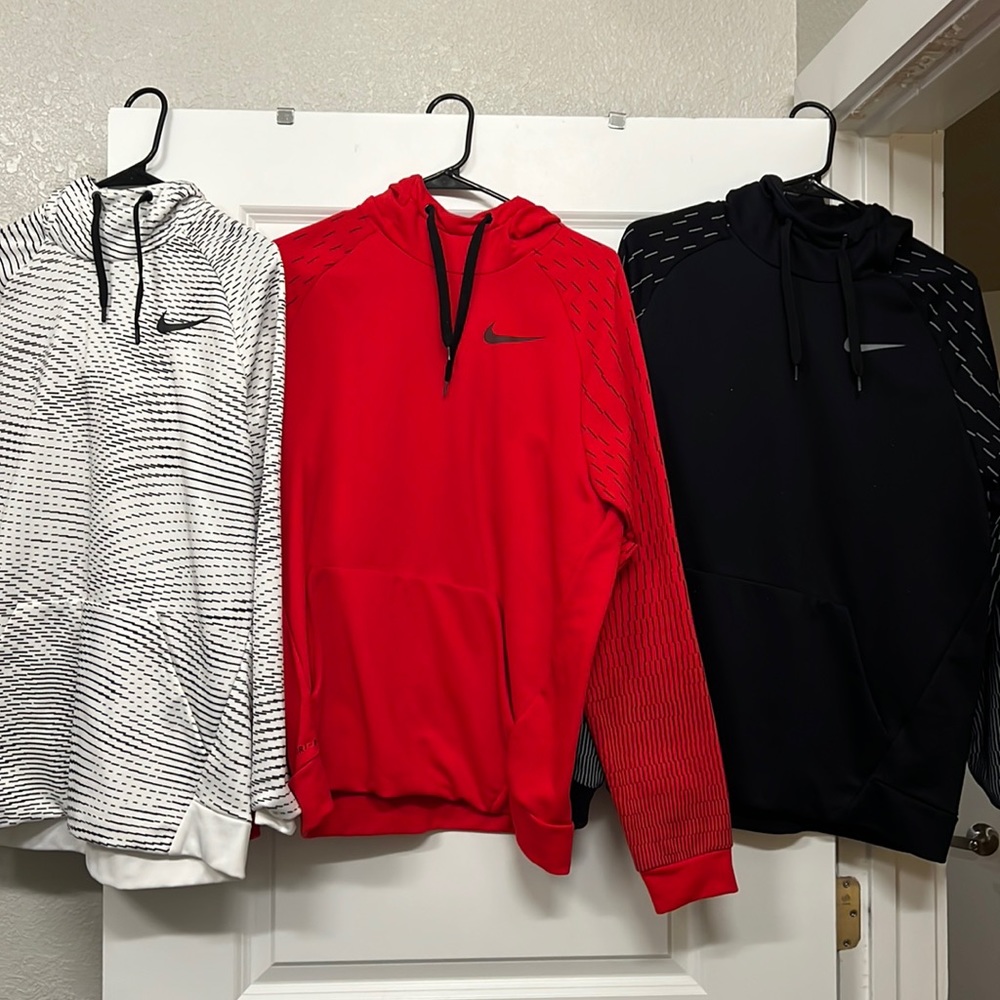 Nike hoodie bundle